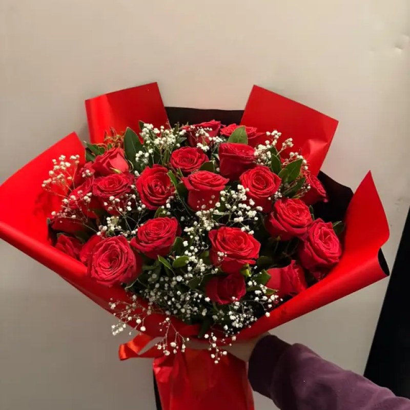Kırmızı Gül ve Kuşkonmaz Buketi
